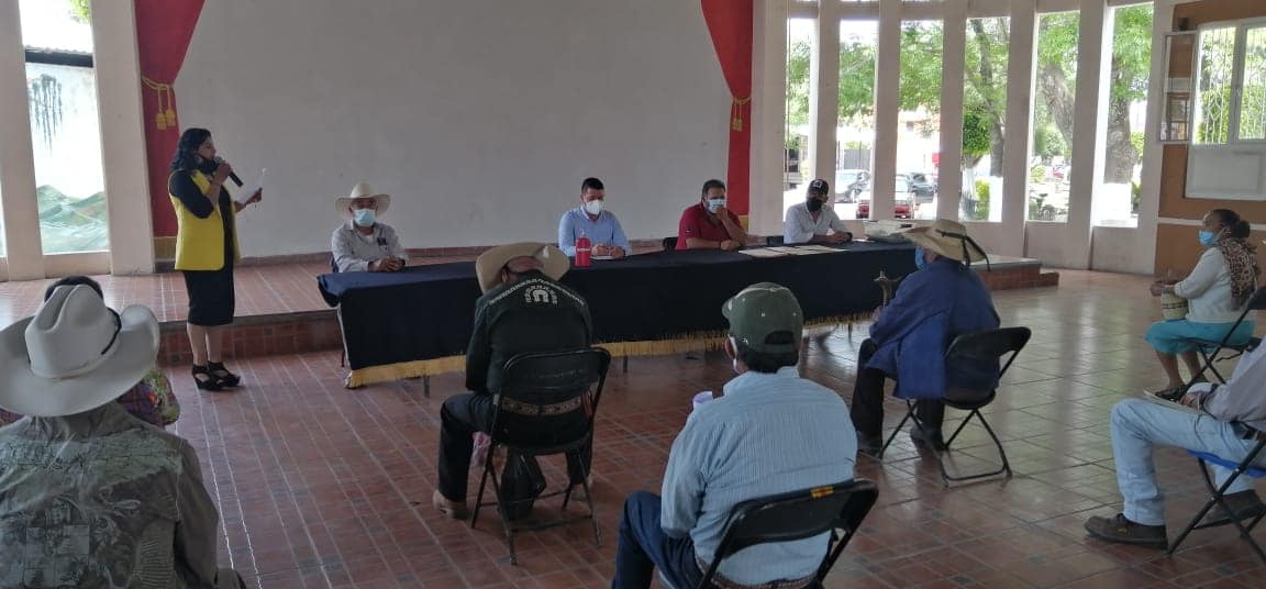 Entrega de Apoyos